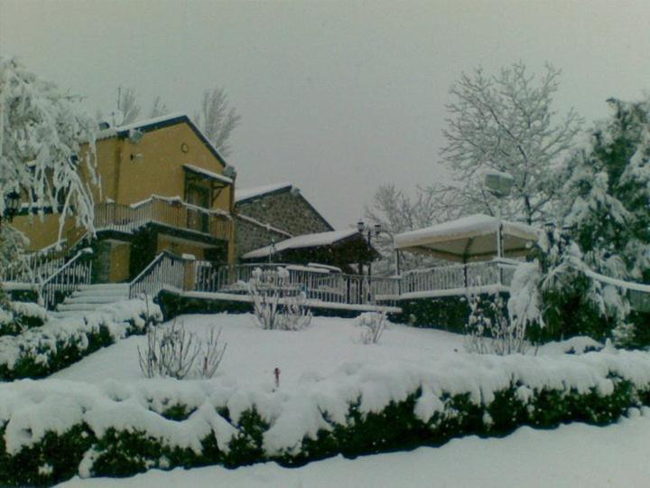Ai Vecchi Crateri Guest House Sant'Alfio Luaran gambar