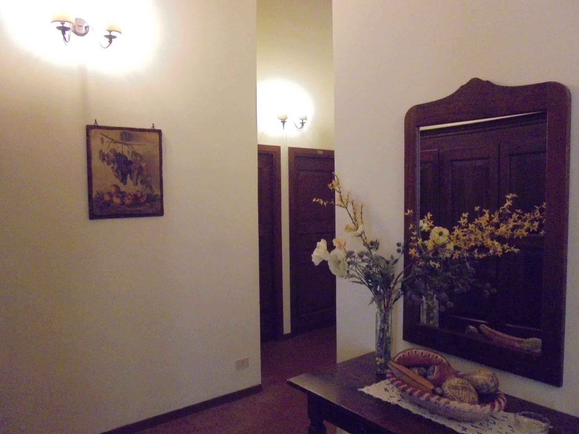 Ai Vecchi Crateri Guest House Sant'Alfio Luaran gambar