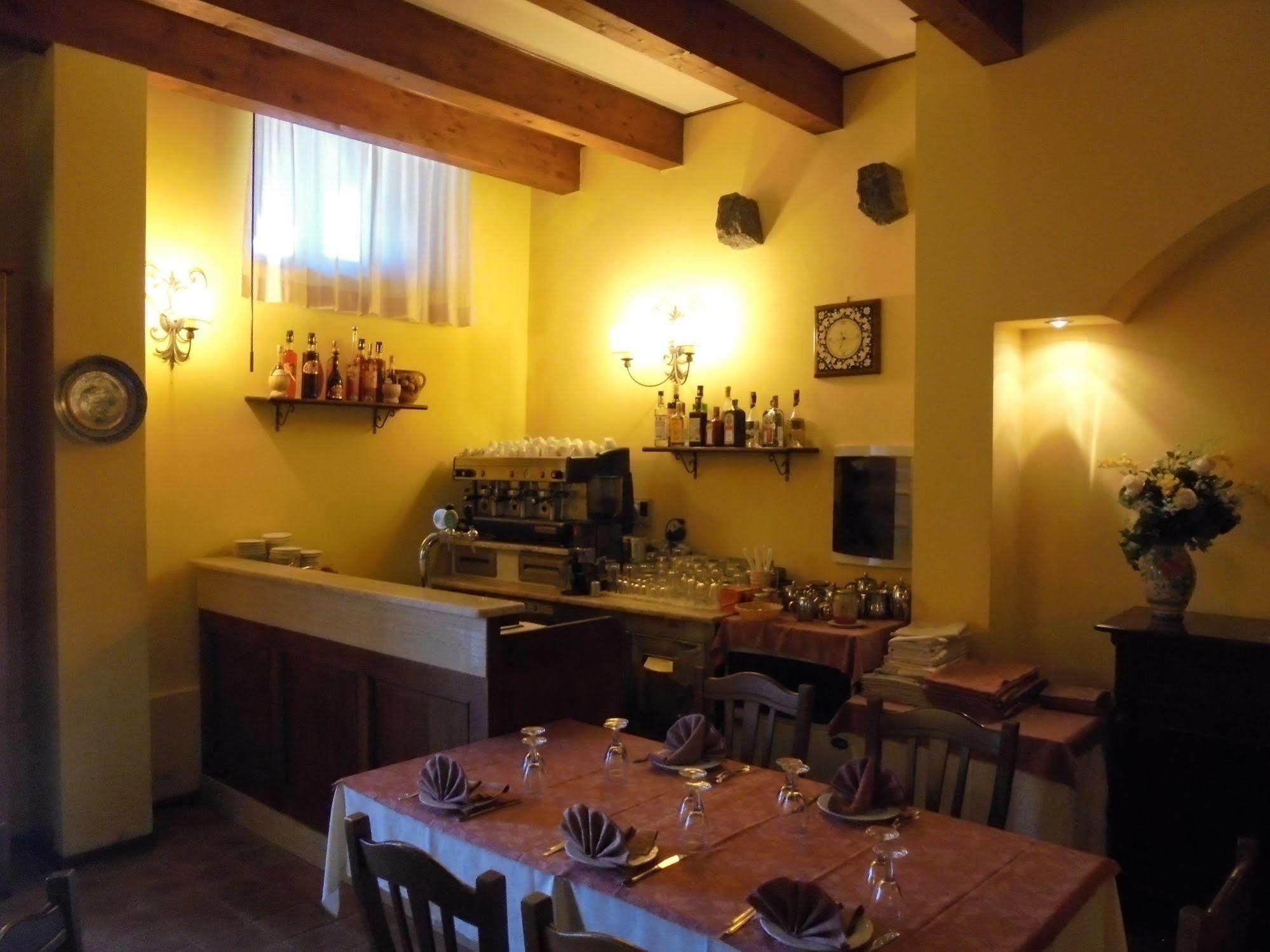 Ai Vecchi Crateri Guest House Sant'Alfio Luaran gambar